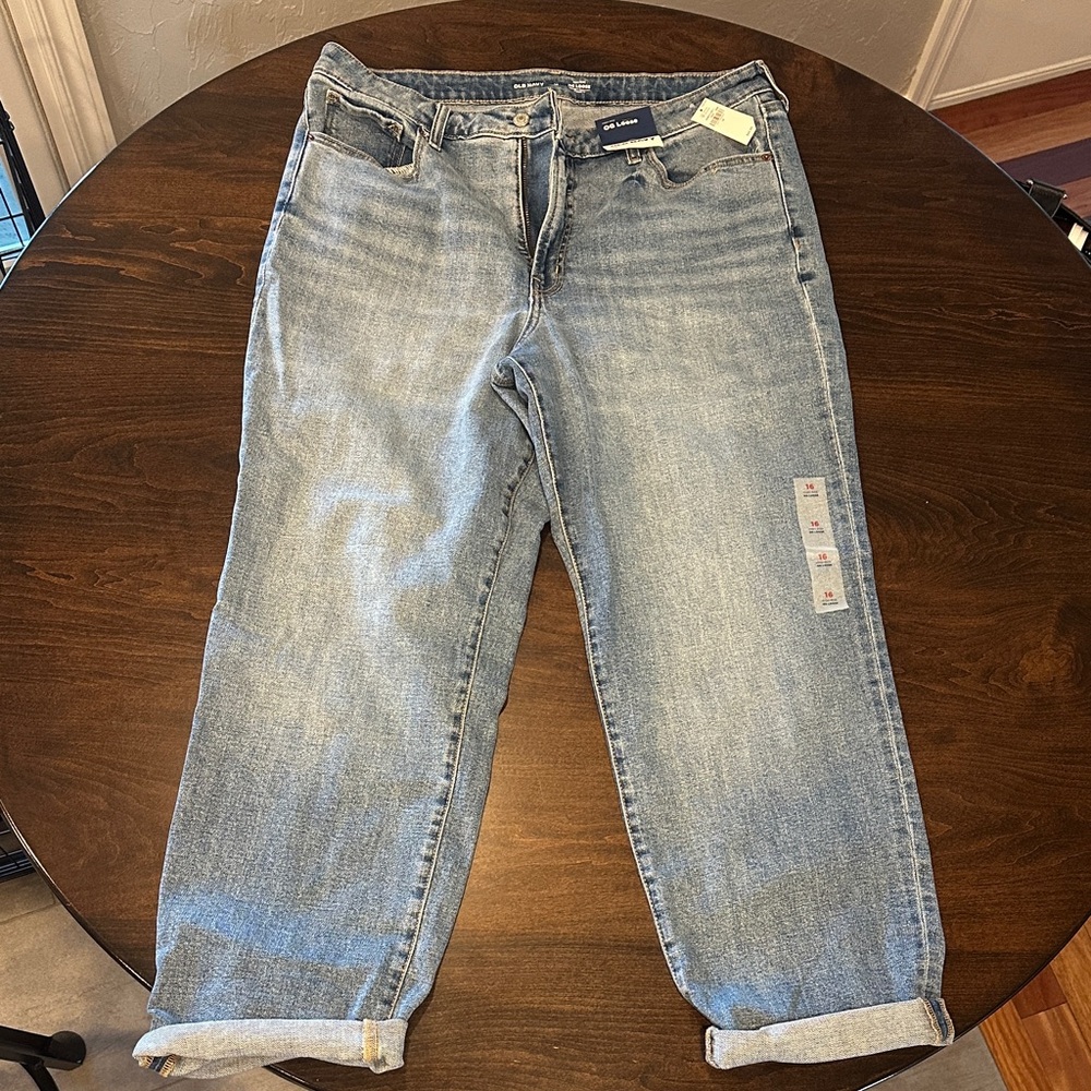 Old Navy Light Blue Denim Capris